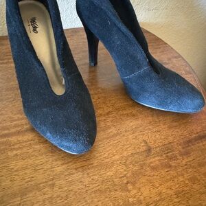 Mossimo Supply Co. Black High Heeled Pumps